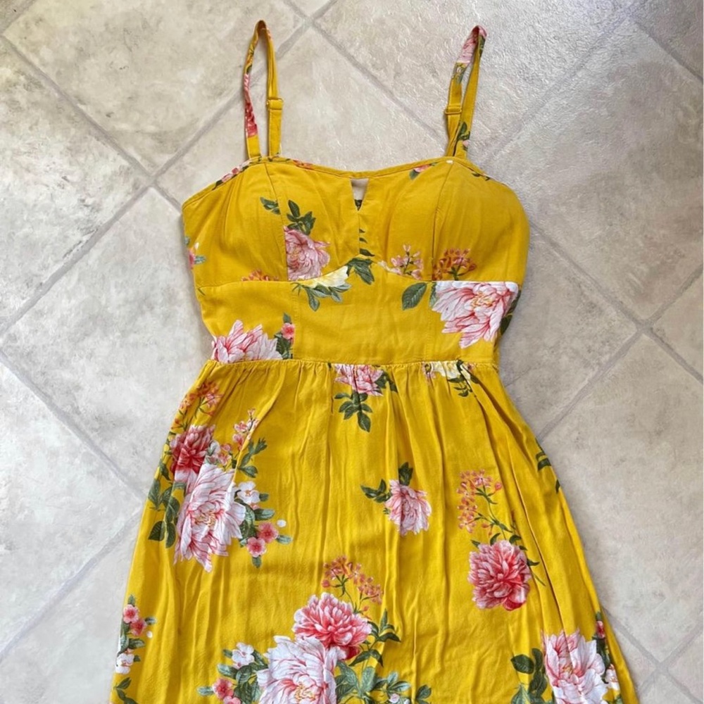 Yellow sun dress size m